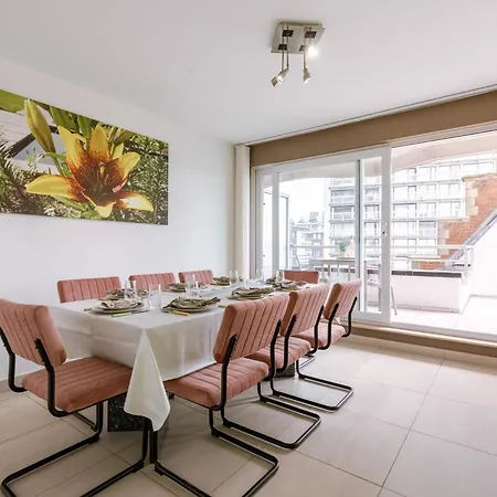 Huswell - Lovely At The Harbour Apartament